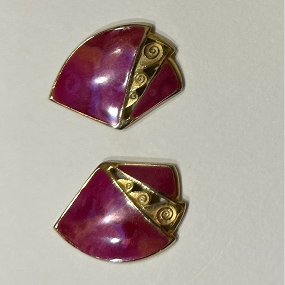 FuchsiaPierced Ear FANTASTIC Enamel COATING VTG/so 80's, beautiful - Picture 3 of 5